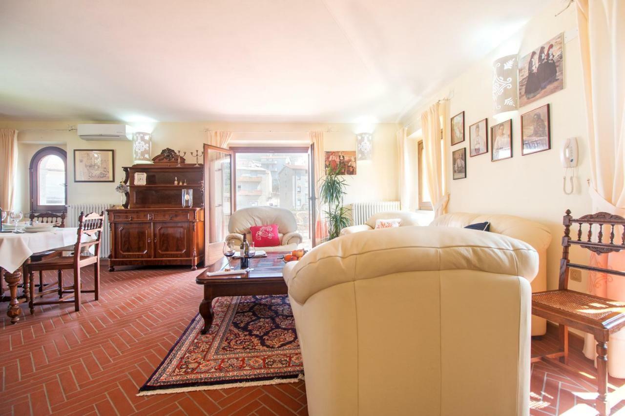 Villa Corrasi Oliena Luxury Bagian luar foto