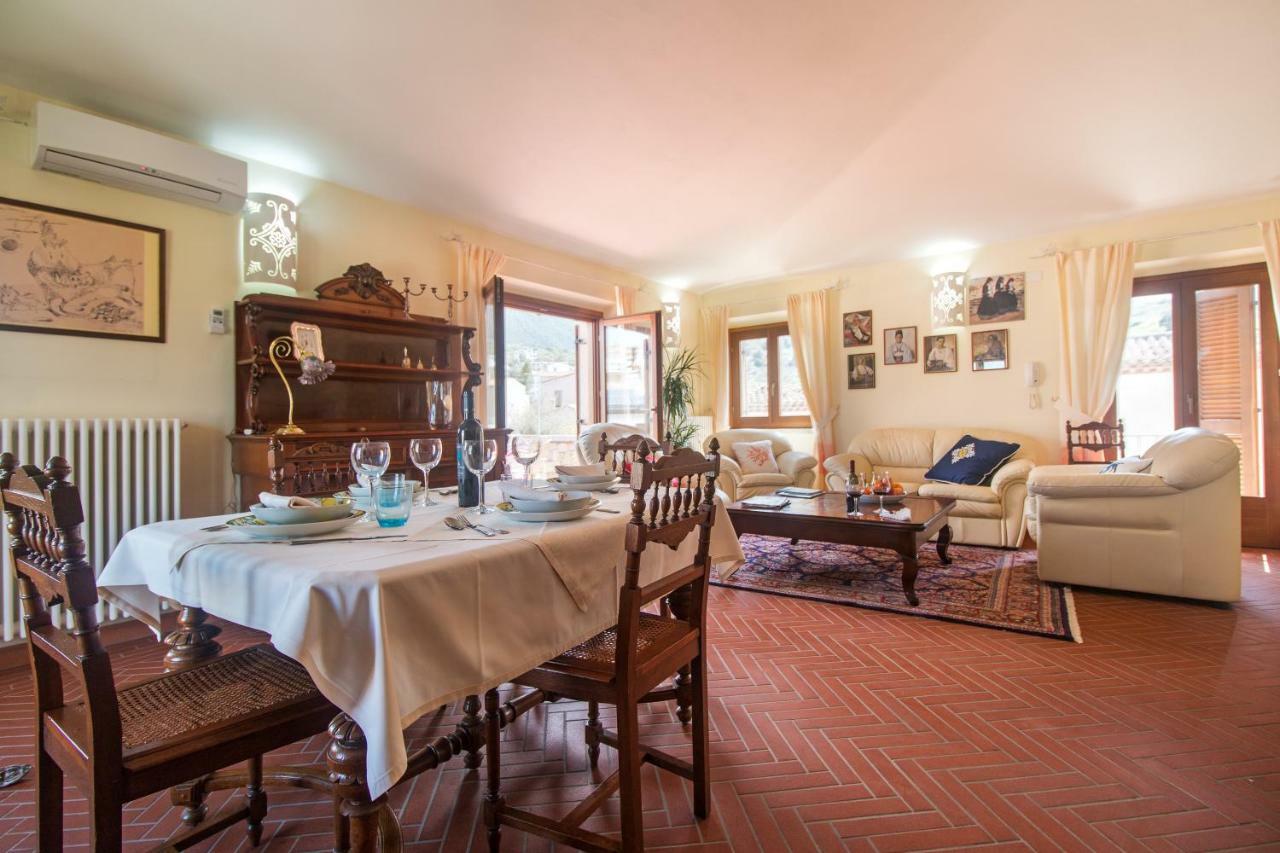Villa Corrasi Oliena Luxury Bagian luar foto