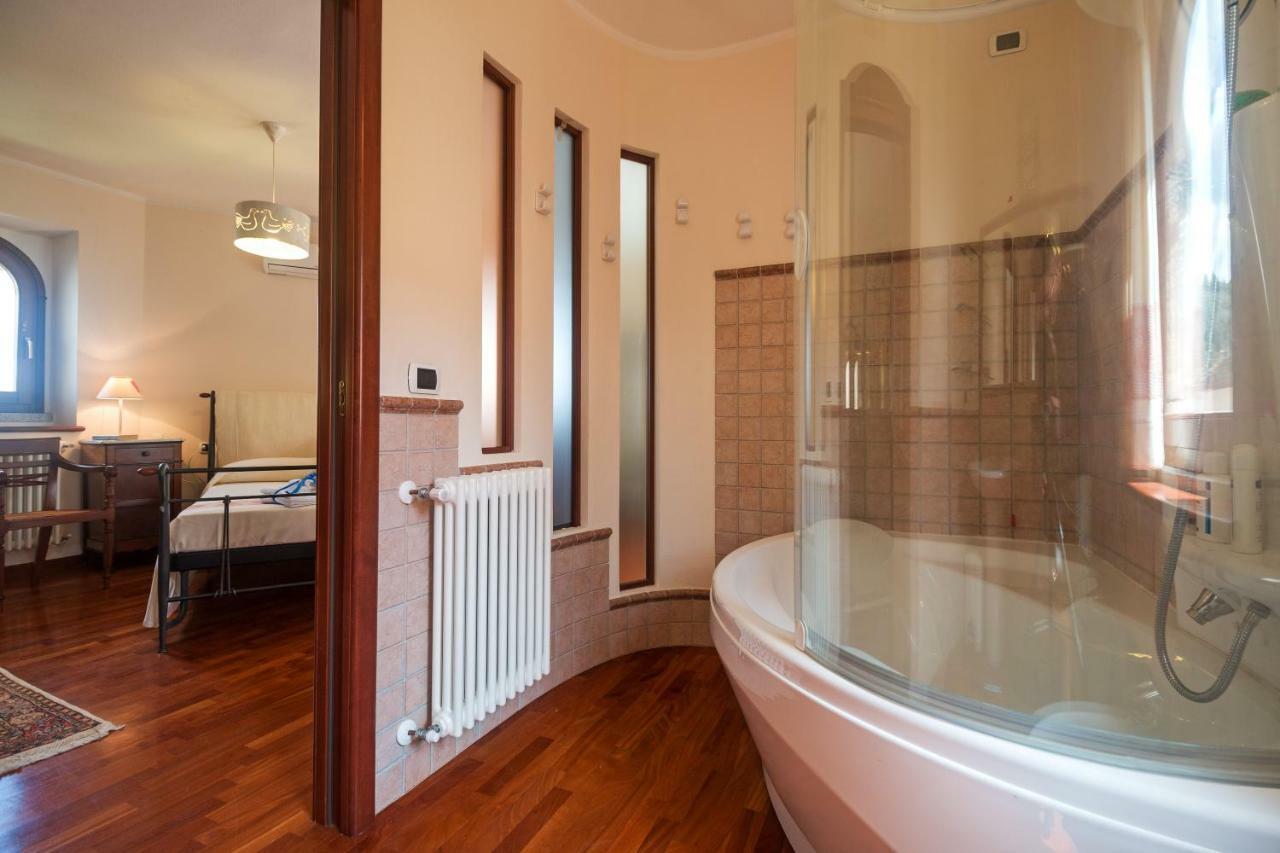 Villa Corrasi Oliena Luxury Bagian luar foto