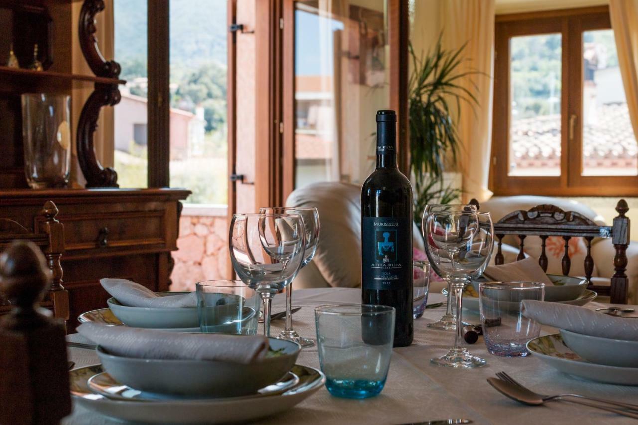 Villa Corrasi Oliena Luxury Bagian luar foto