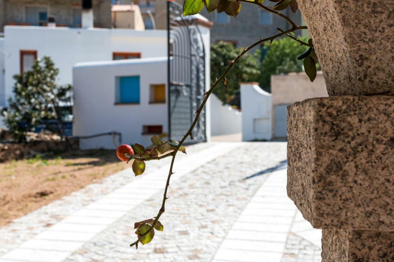 Villa Corrasi Oliena Luxury Bagian luar foto