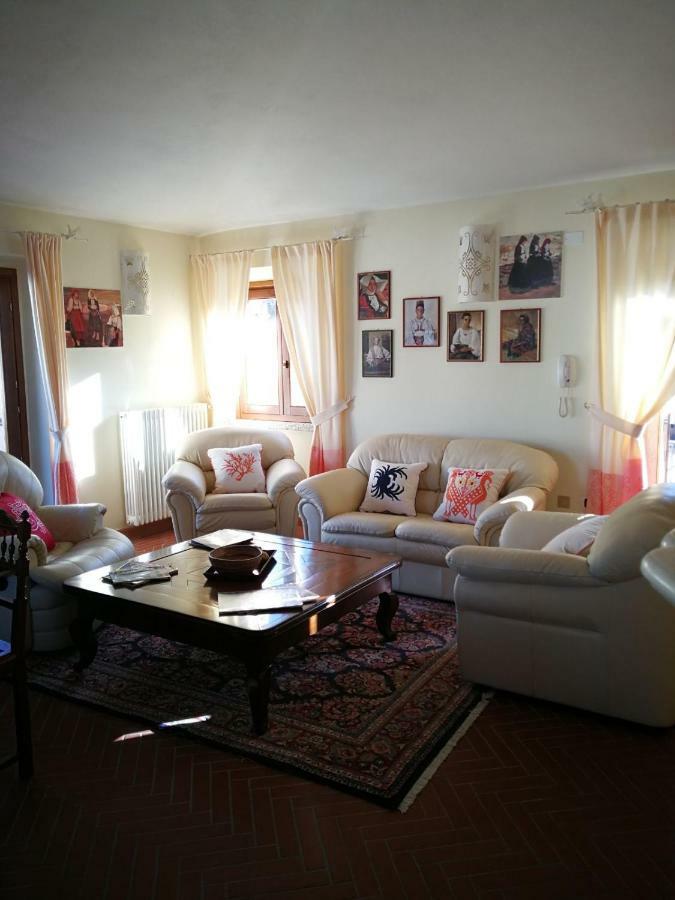 Villa Corrasi Oliena Luxury Bagian luar foto